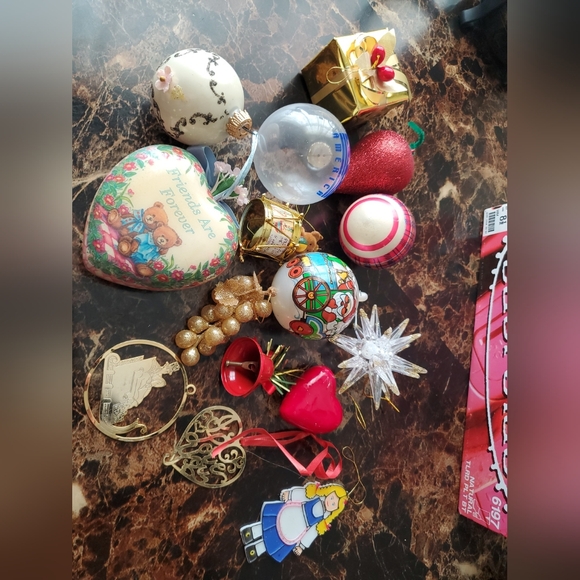 Huge Lot Of 90 Christmas Ornaments Assorted Vintage - Picture 3 of 12